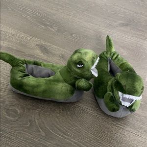 NWOT Kids’ Dinosaur Slippers